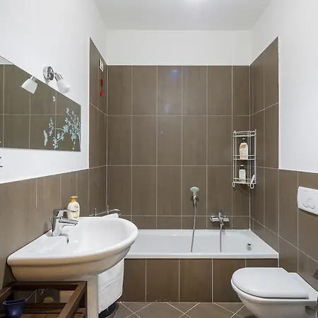 아파트 Cattaneo Arena *